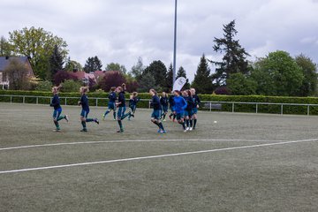 Bild 22 - B-Juniorinnen Pokalfinale VfL Oldesloe - Holstein Kiel : Ergebnis: 0:6